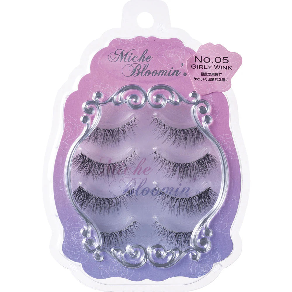 Saeko false eyelashes 05 GIRLY WINK Winking girl